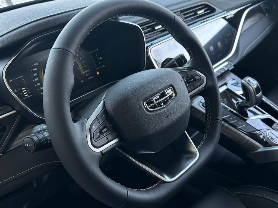 Geely Atlas Pro Flagship 1.5 РКПП, 2024 фото 6