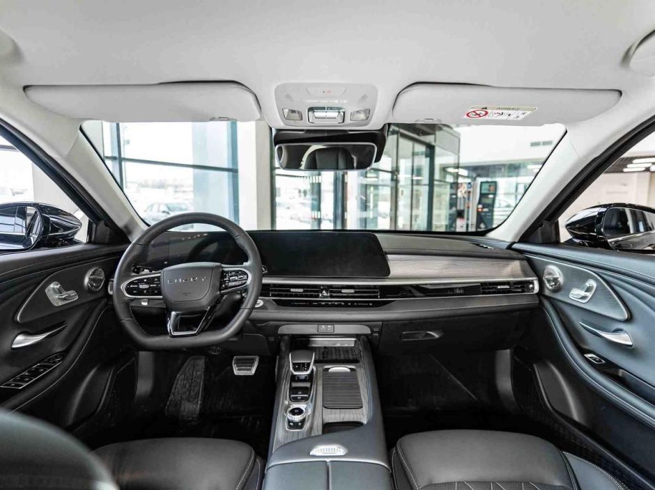 Chery Arrizo 8 Prestige 1.6 РКПП, 2024 фото 9