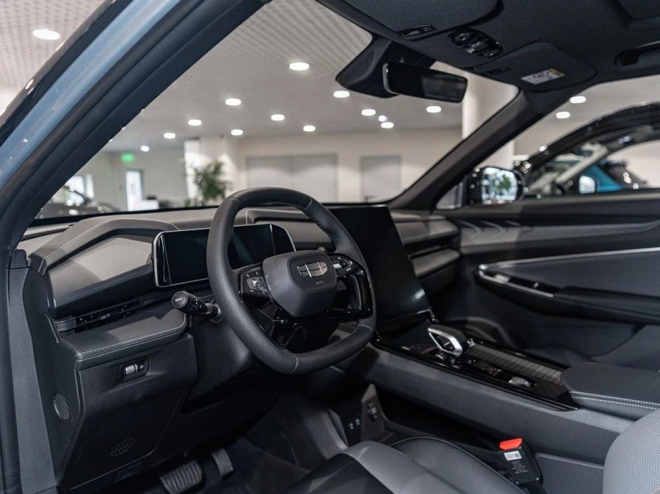 Geely Cityray Luxury 1.5 РКПП, 2024 фото 9