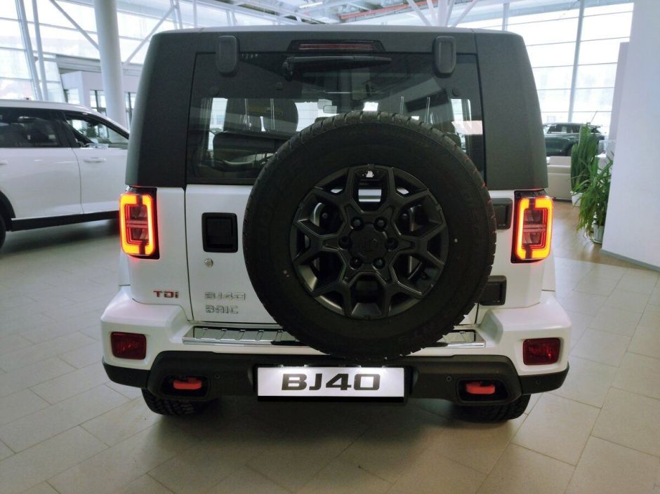 BAIC BJ40 Exclusive 2.0 АКПП, 2024 фото 4