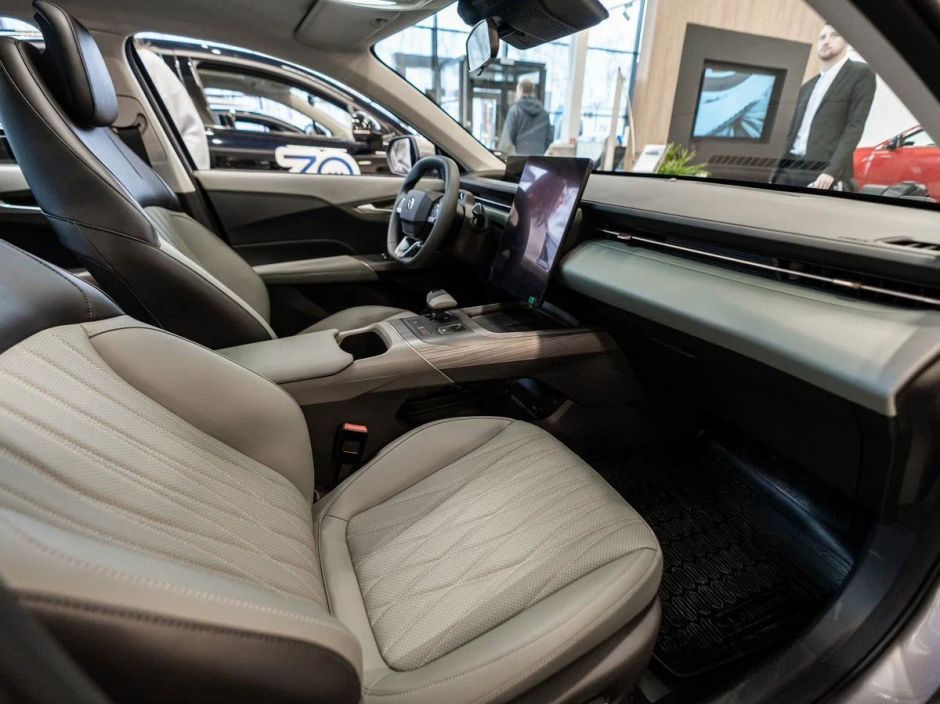 Changan Lamore 1.5T - 7 DCT (Tech) 1.5 РКПП, 2024 фото 7