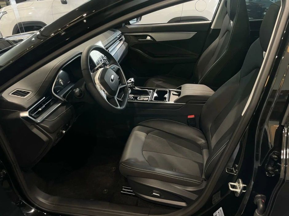 Москвич 6 Бизнес 1.5 CVT, 2024 фото 6