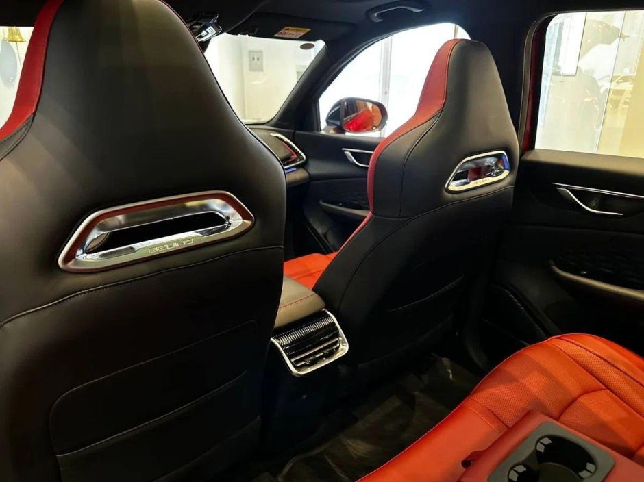 BAIC X55 Luxury 1.5 РКПП, 2024 фото 6