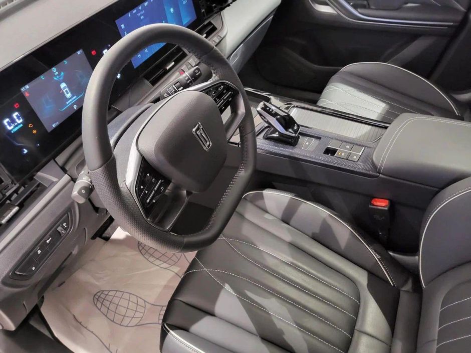 FAW Bestune T55 Transcend 1.5 РКПП, 2024 фото 8