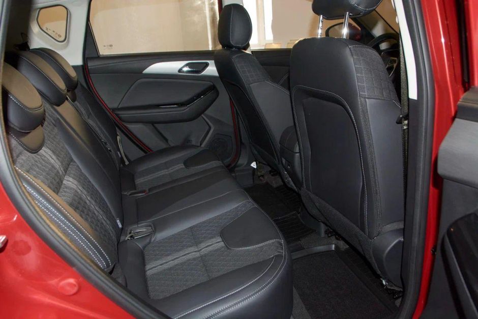 BAIC X35 Luxury 1.5 CVT, 2024 фото 11