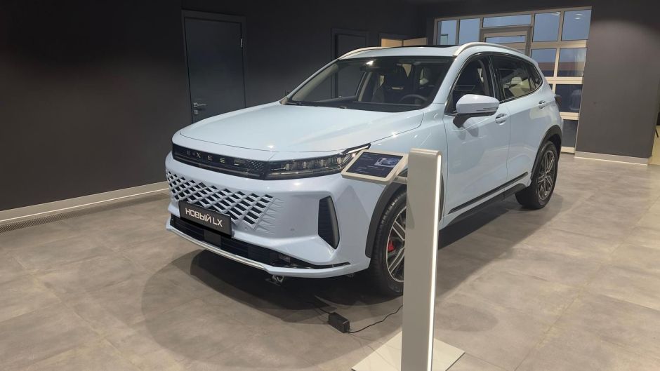 EXEED LX Premium 1.6 РКПП, 2024 фото 1