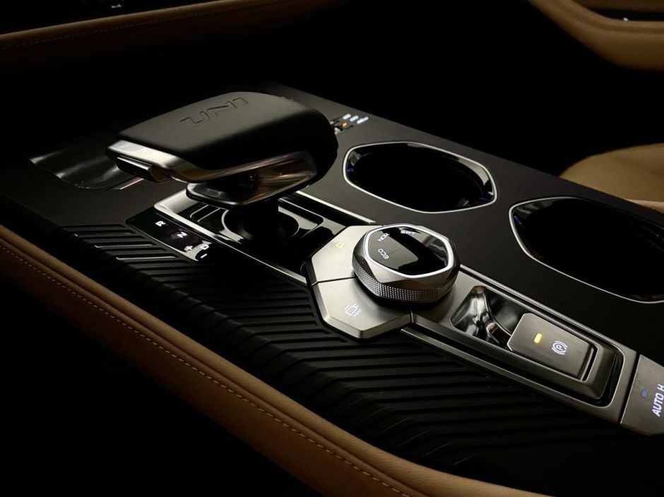 Changan UNI-K Tech 2.0 АКПП, 2024 фото 9