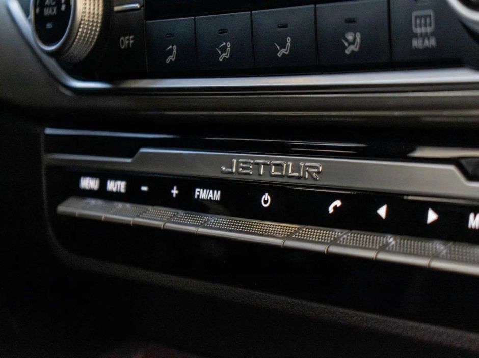 JETOUR X70 Luxury 1.5 РКПП, 2024 фото 13