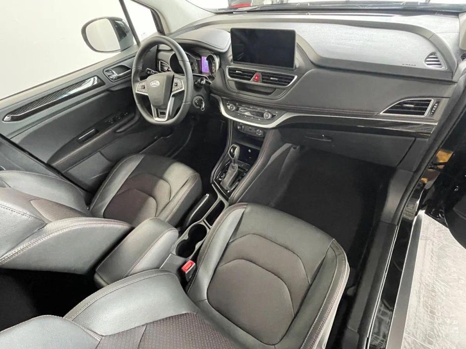 JAC JS3 Luxury 1.6 CVT, 2024 фото 7