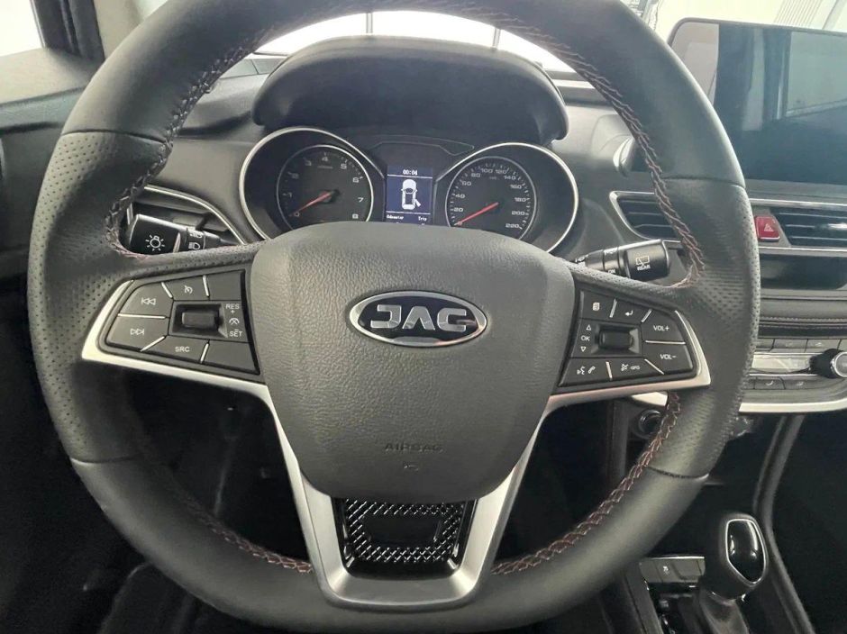 JAC JS3 Luxury 1.6 CVT, 2024 фото 8