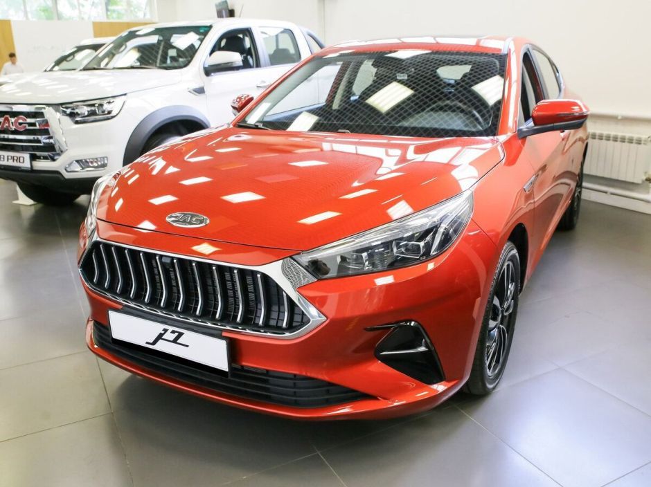 JAC J7 Luxury 1.5 CVT, 2024 фото 1