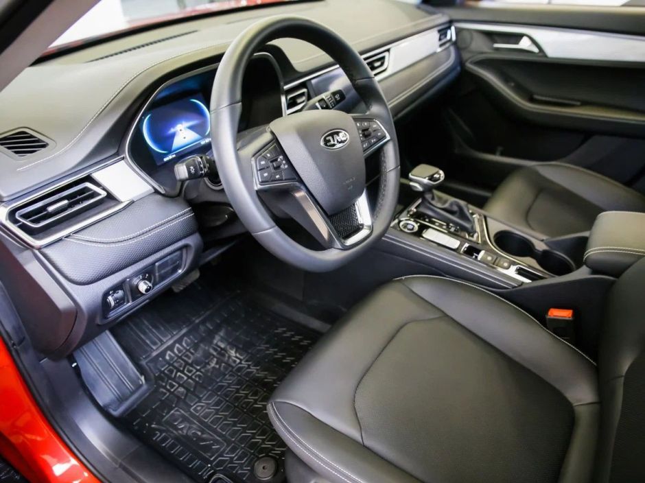 JAC J7 Luxury 1.5 CVT, 2024 фото 13