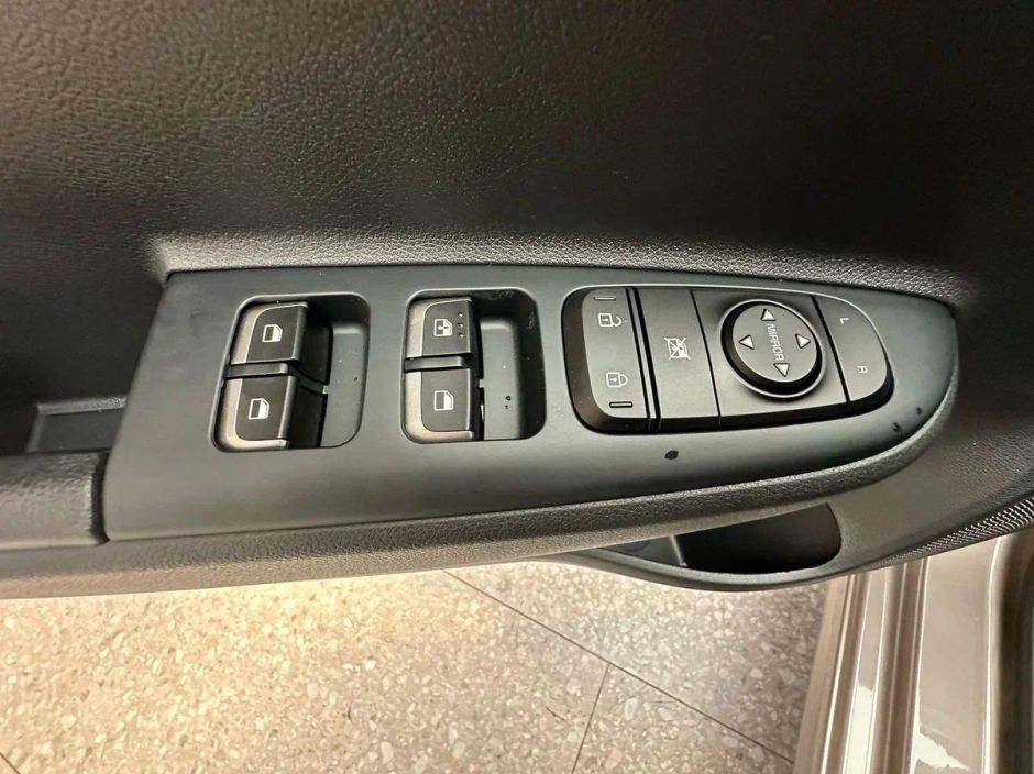 Solaris KRS Comfort 1.6 АКПП, 2024 фото 7