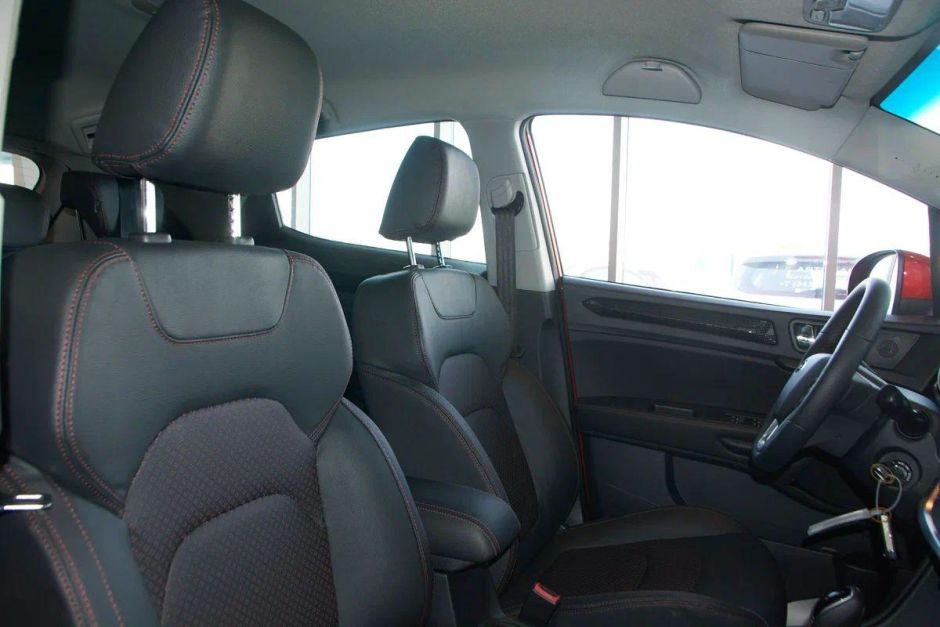 JAC JS3 Luxury 1.6 CVT, 2024 фото 9