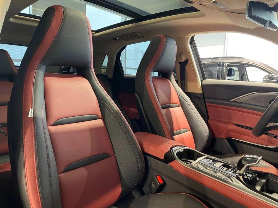 FAW Bestune T77 Prestige Plus (DCT) 1.5 РКПП, 2025 фото 6