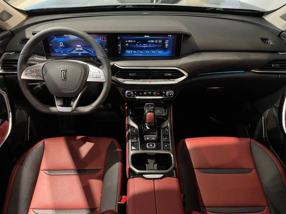 FAW Bestune T77 Prestige Plus (DCT) 1.5 РКПП, 2025 фото 12