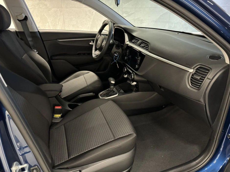 Solaris KRS Prestige 1.6 АКПП, 2024 фото 5