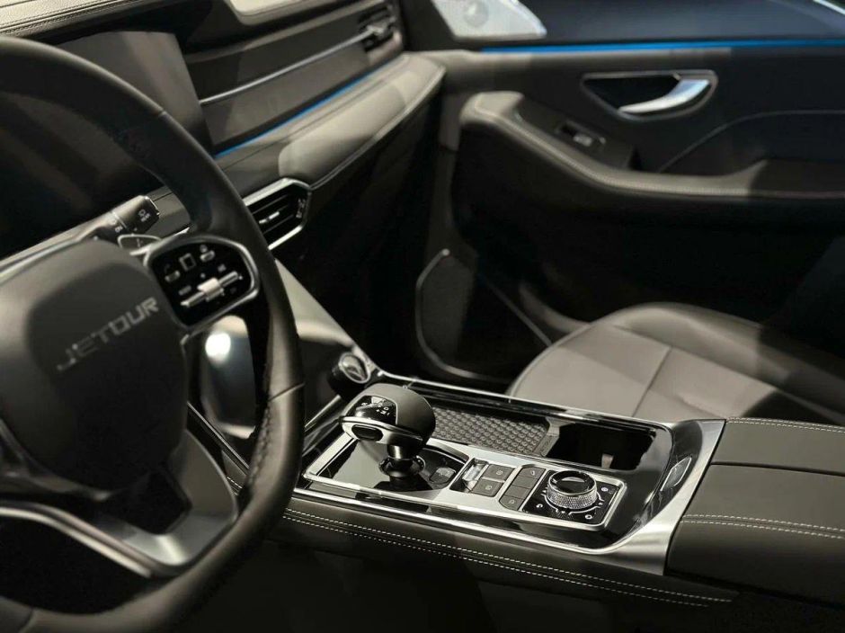 JETOUR X90 Plus Luxury 1.6 РКПП, 2024 фото 9