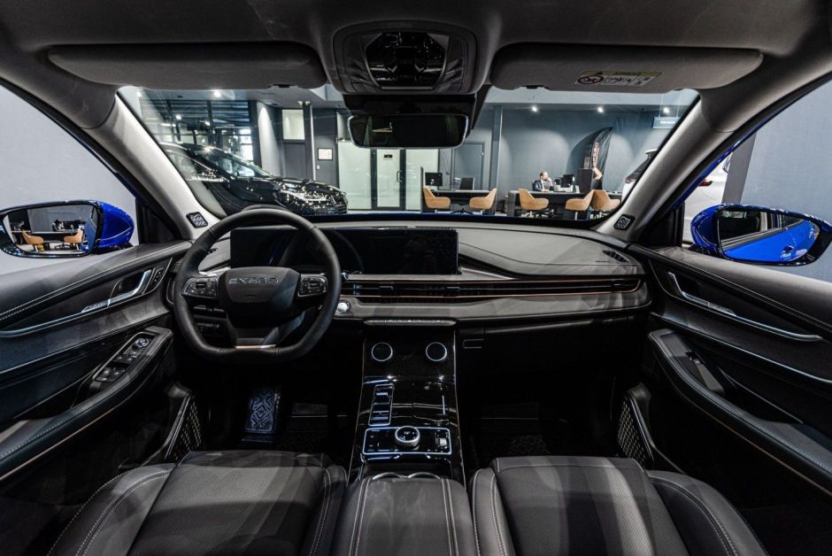 EXEED LX Prestige Plus 1.5 CVT, 2024 фото 6