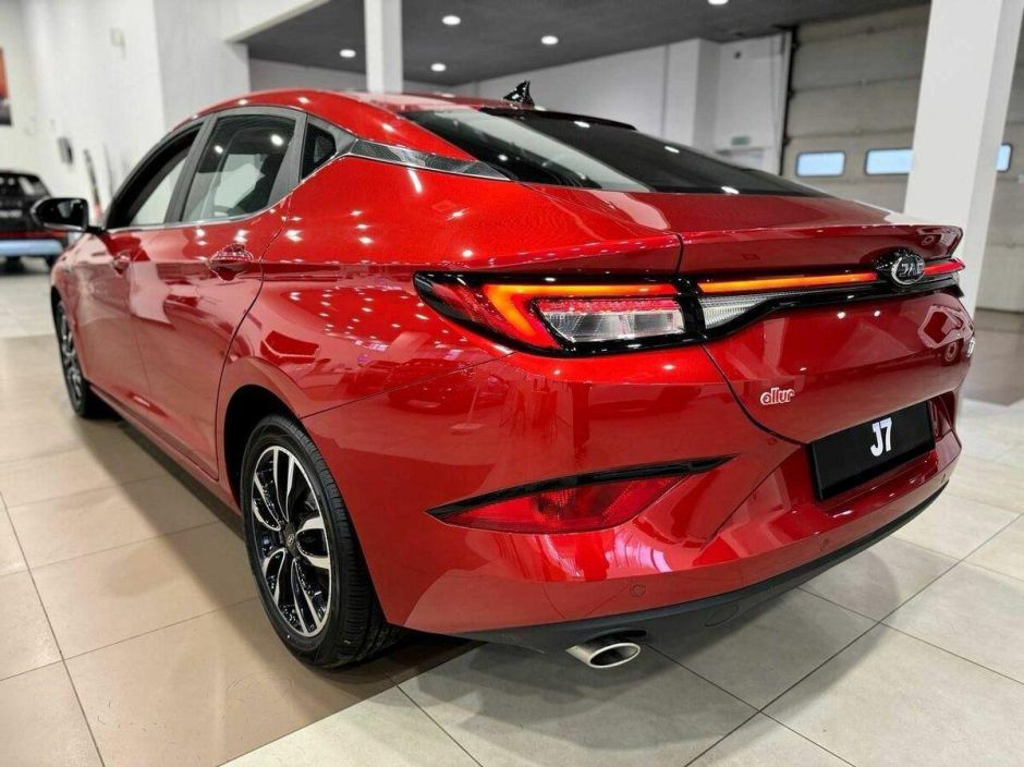 JAC J7 Tech 1.5 CVT, 2024 фото 4