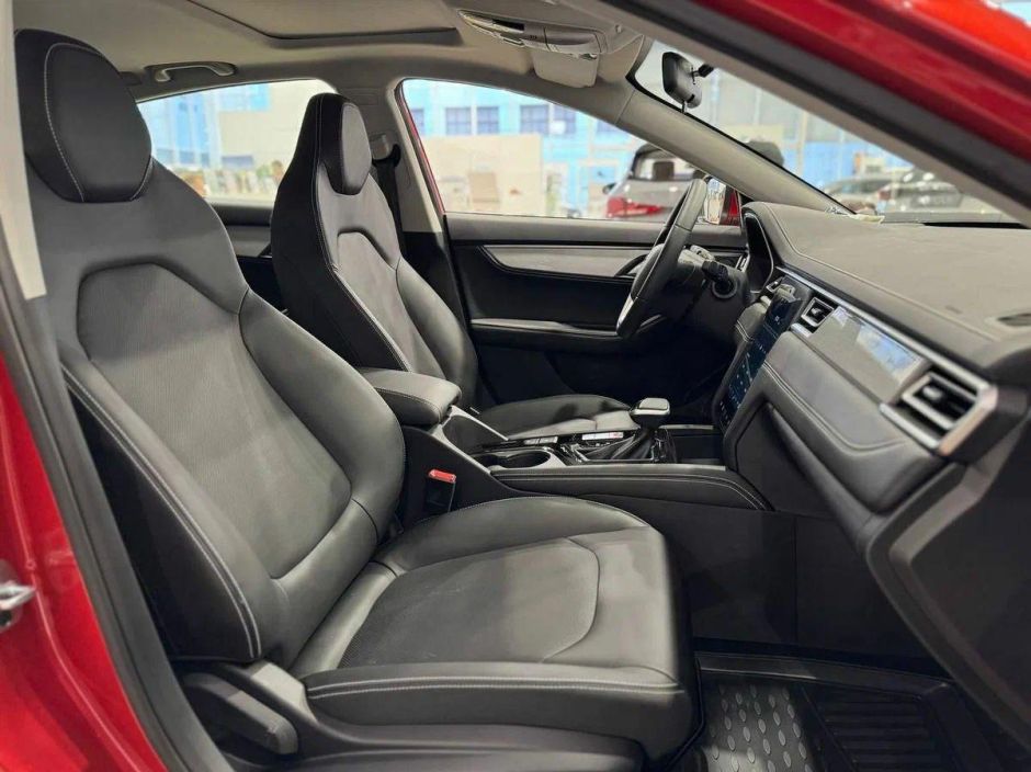 JAC J7 Tech 1.5 CVT, 2024 фото 11