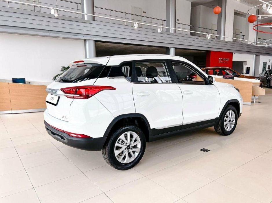 BAIC X35 Luxury 1.5 CVT, 2024 фото 3