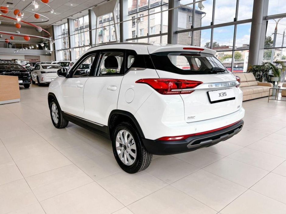 BAIC X35 Luxury 1.5 CVT, 2024 фото 4