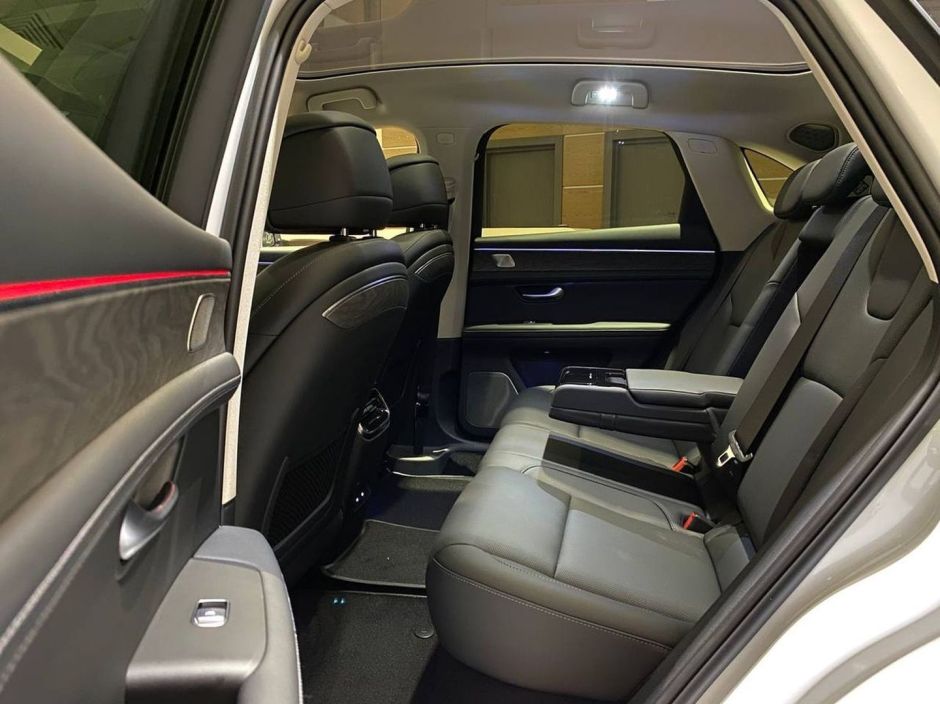 Aito M5 1.5 АКПП, 2023 фото 8