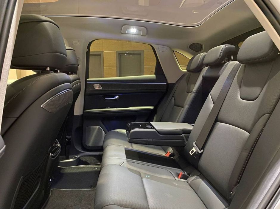 Aito M5 1.5 АКПП, 2023 фото 10