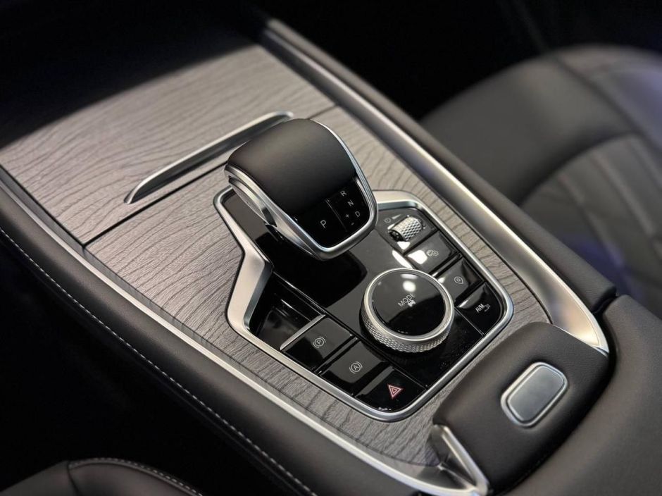 Chery Tiggo 8 Pro Max Ultimate 4WD 2.0 РКПП, 2024 фото 12