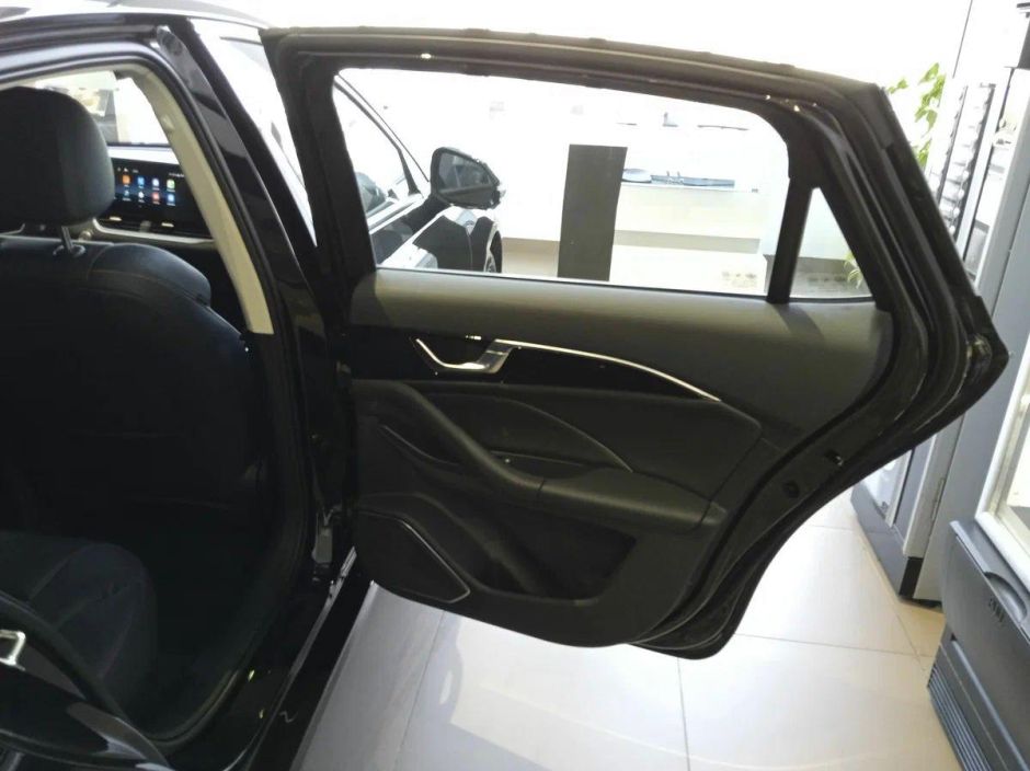 FAW Bestune B70 Enjoyment 1.5 РКПП, 2024 фото 11