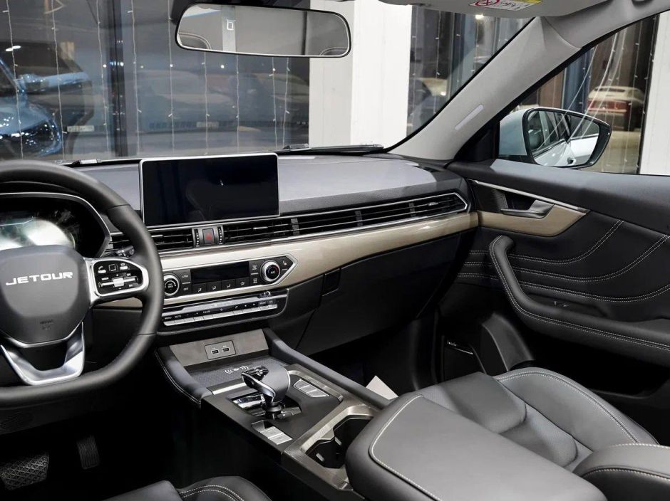 JETOUR X70 Luxury 1.5 РКПП, 2024 фото 8