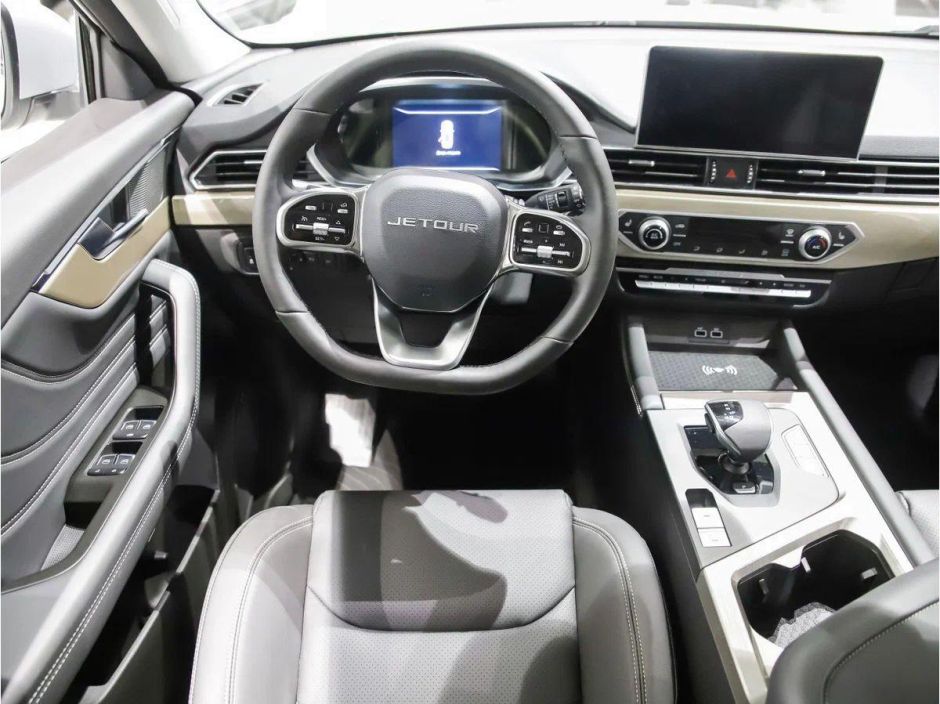 JETOUR X70 Luxury 1.5 РКПП, 2024 фото 6