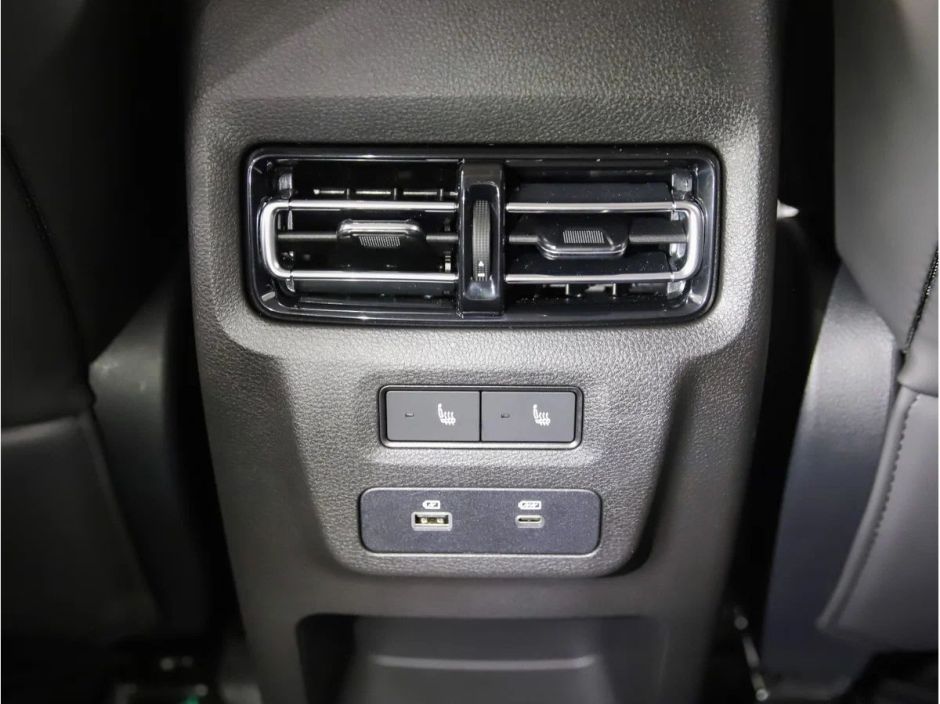 JETOUR X70 Luxury 1.5 РКПП, 2024 фото 8