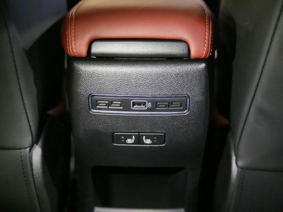 Belgee X50 Prestige 1.5 РКПП, 2024 фото 8