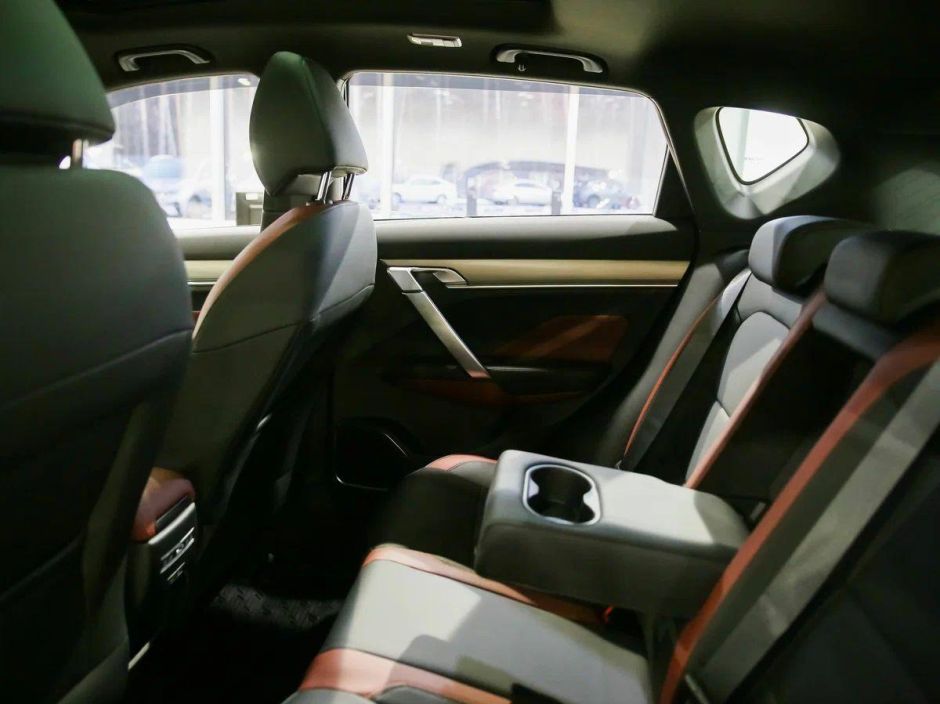 Belgee X50 Prestige 1.5 РКПП, 2024 фото 9