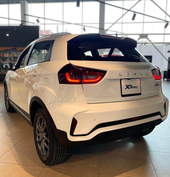 Livan X3 Pro Luxury 1.5 CVT, 2024 фото 3