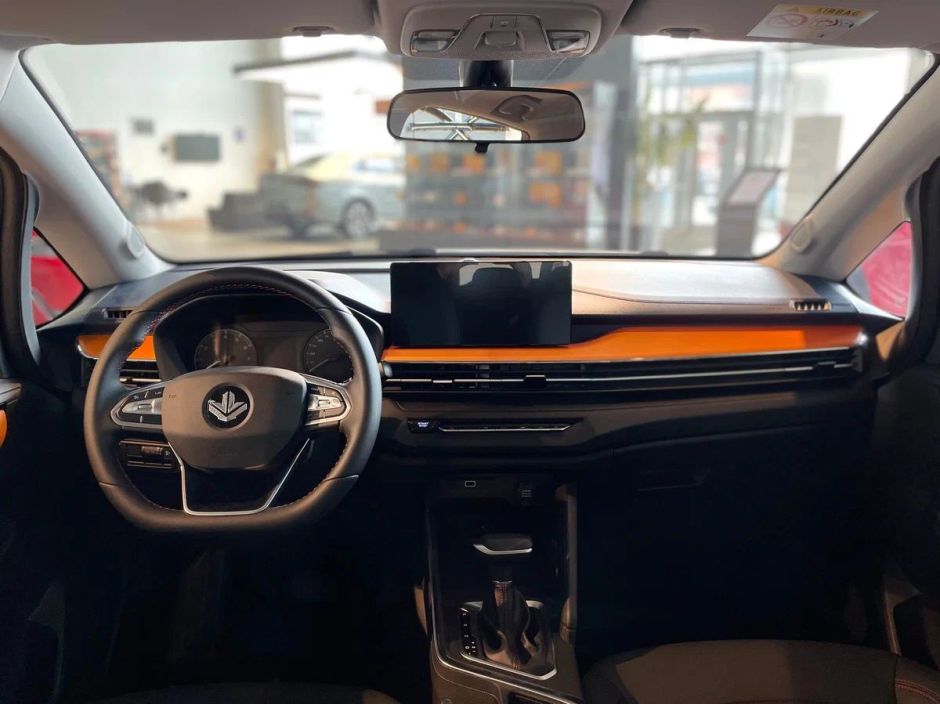 Livan X3 Pro Luxury 1.5 CVT, 2024 фото 8