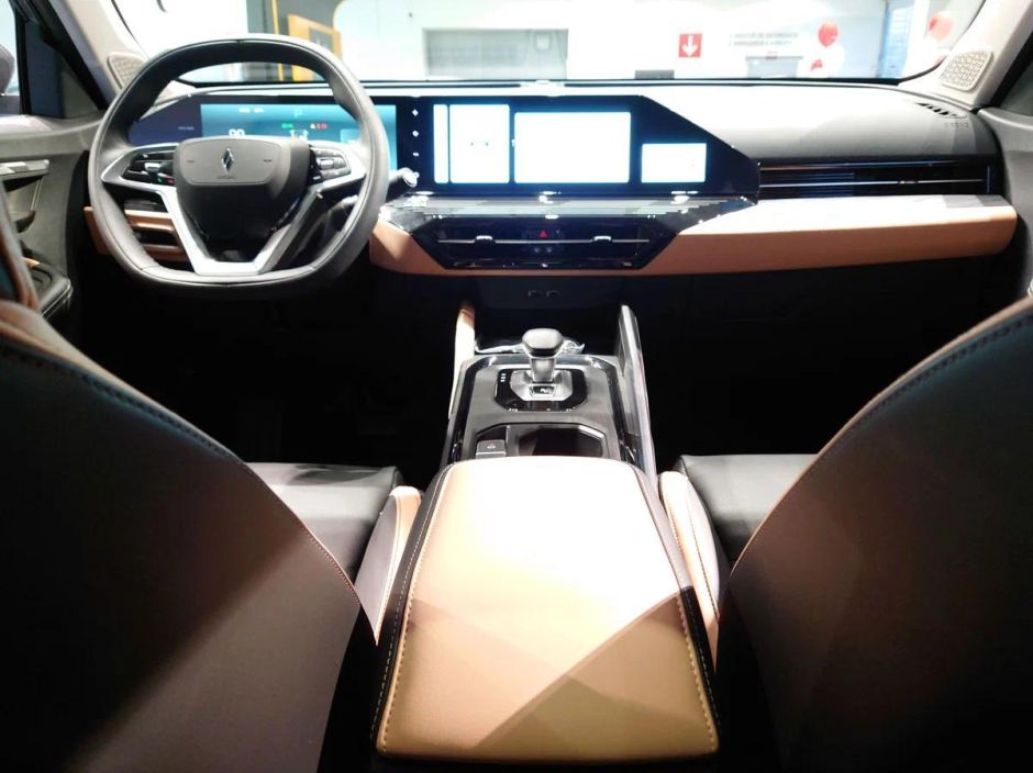 Livan X6 Pro Premium 1.5 РКПП, 2024 фото 7