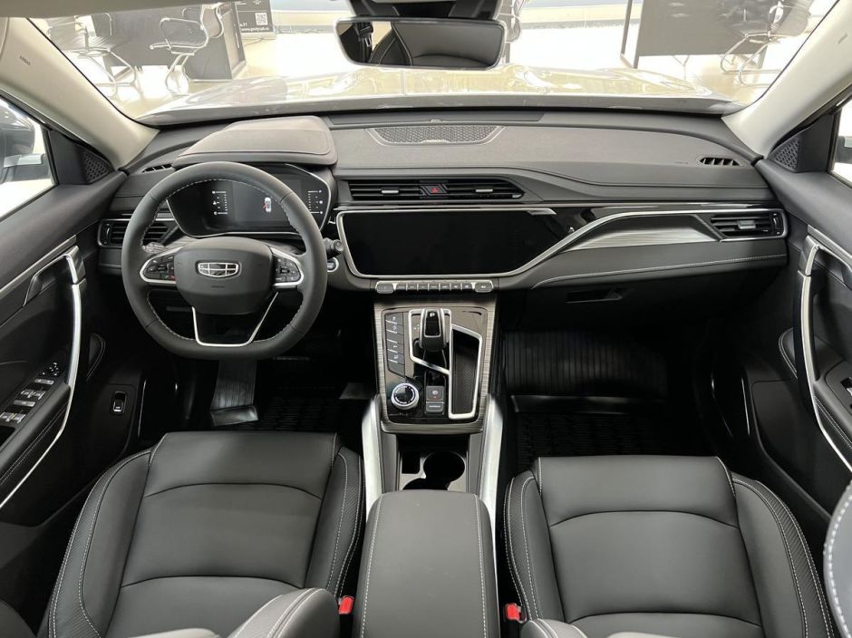 Geely Atlas Pro Flagship 1.5 РКПП, 2024 фото 6