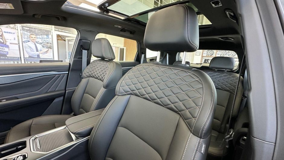 Geely Okavango Flagship 2.0 РКПП, 2024 фото 8