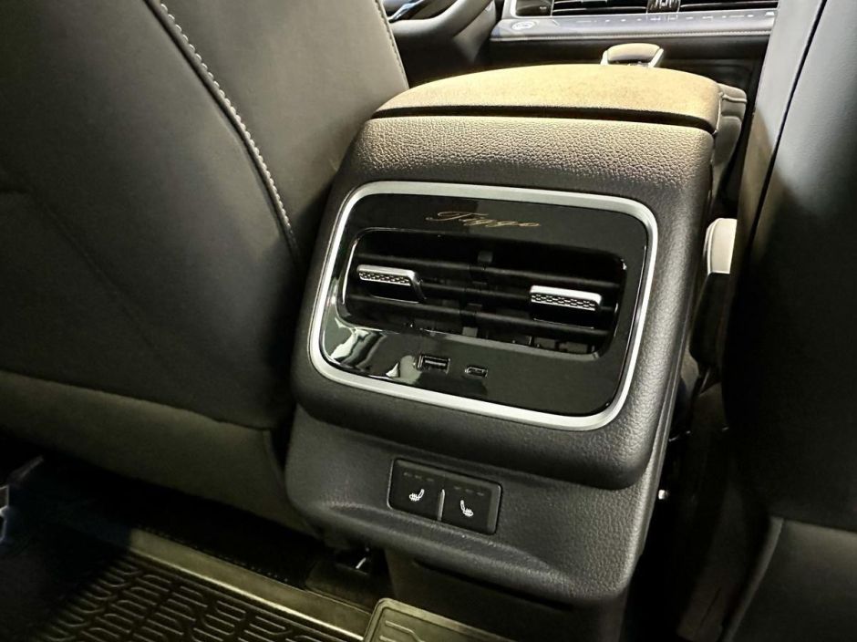 Chery Tiggo 8 Pro Max Ultimate 4WD 2.0 РКПП, 2024 фото 8