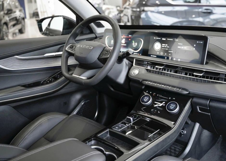 EXEED LX Prestige 1.5 CVT, 2024 фото 6