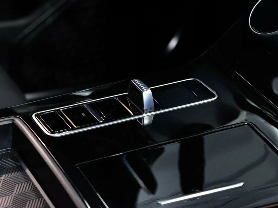 EXEED LX Prestige Plus 1.5 CVT, 2024 фото 10