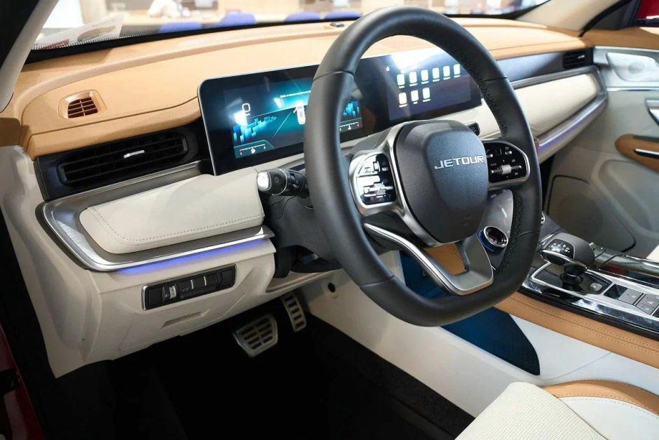 JETOUR X70 Plus Luxury 1.6 РКПП, 2024 фото 5