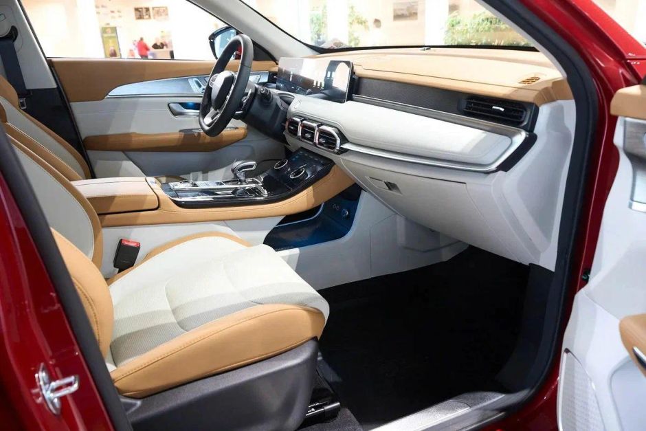 JETOUR X70 Plus Luxury 1.6 РКПП, 2024 фото 6