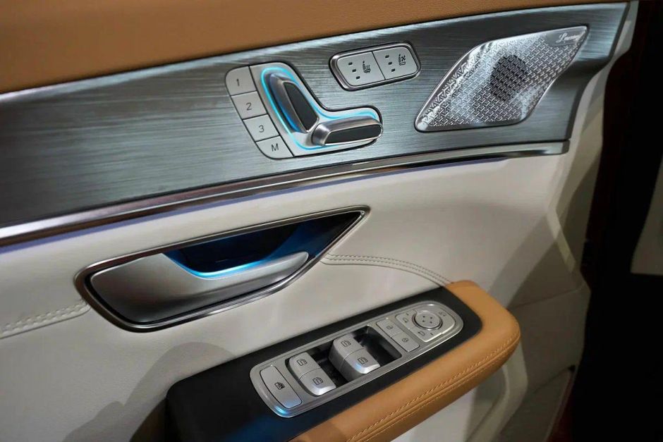 JETOUR X70 Plus Luxury 1.6 РКПП, 2024 фото 8