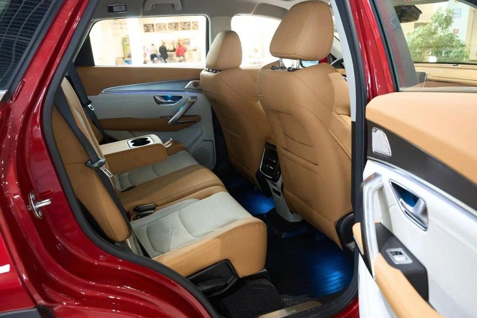 JETOUR X70 Plus Luxury 1.6 РКПП, 2024 фото 10