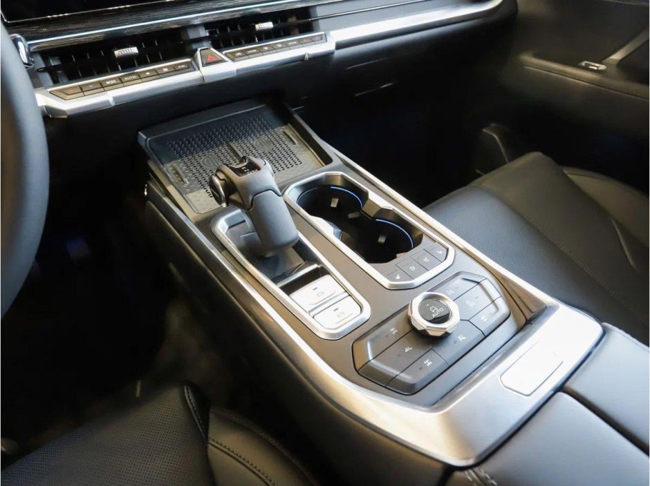 Tank 400 Functional 2.0 АКПП, 2024 фото 11