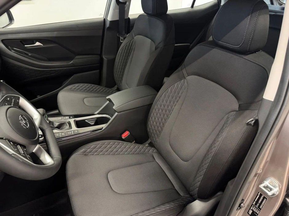 Solaris HC Lifestyle 2.0 АКПП, 2024 фото 5